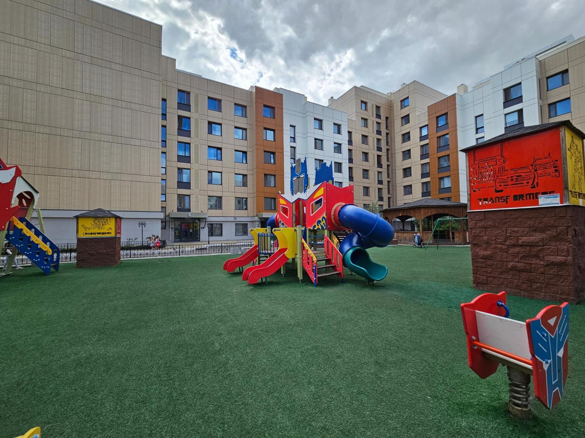 Ernaz Plus Apartments-Expo-Boulevard 130 أستانا المظهر الخارجي الصورة
